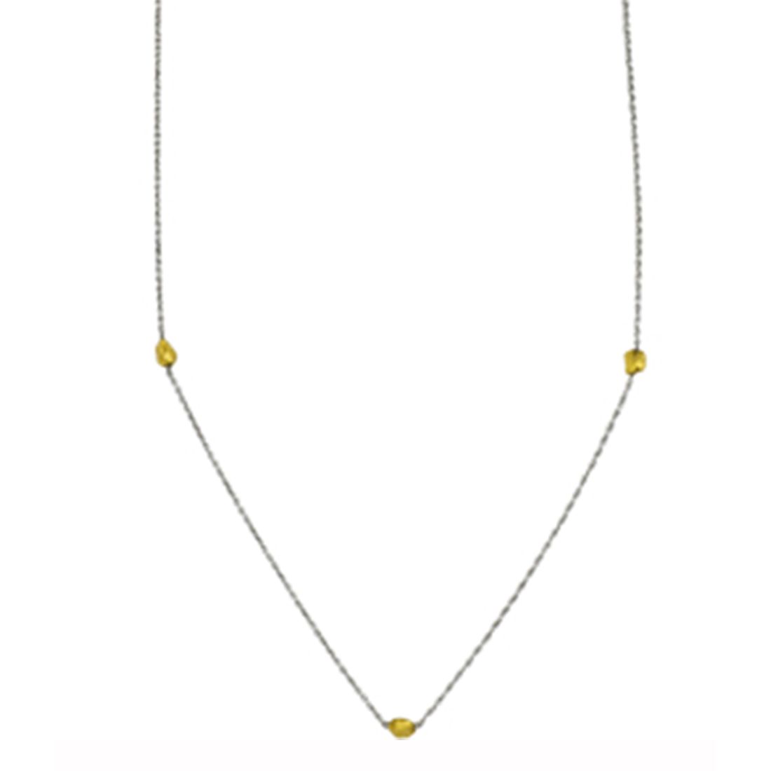 Een stalen collier Schmuckwerk model Nugget. Een stalen collier waartussen 5 gouden nuggets.